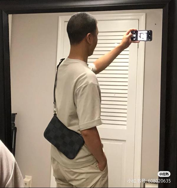 2026120195759781 500